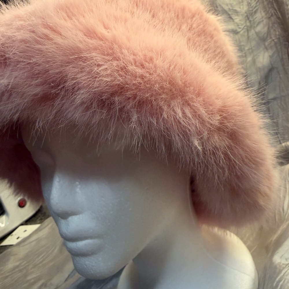 Elegant Pink Faux Fur Hat - Picture 2 of 10